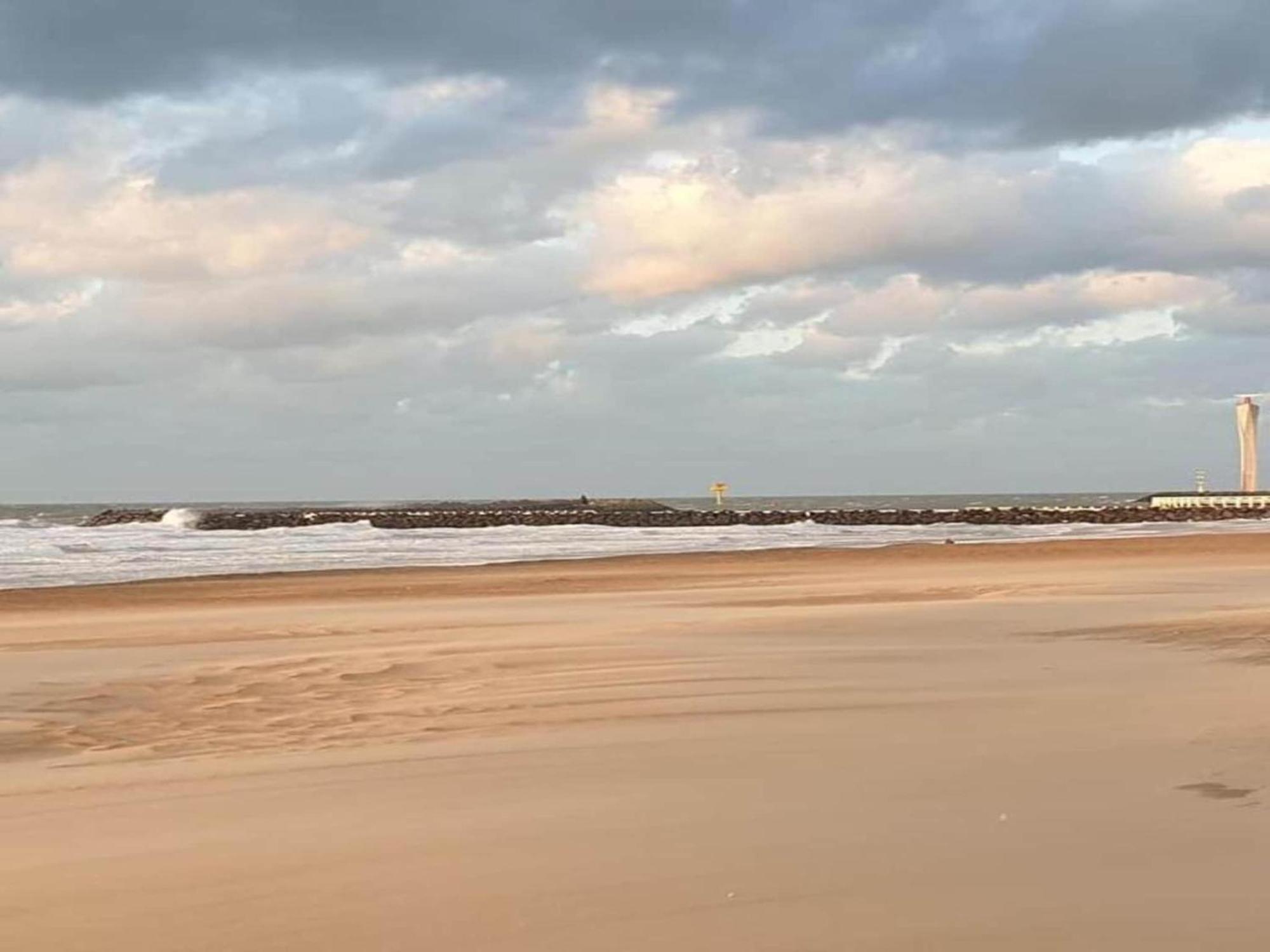 Comfortable Apartment In Oostende With Sea Views Bagian luar foto